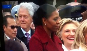 Bill Clinton se fait griller par Hillary en train de mater la femme de Trump !