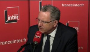 Richard Ferrand répond aux questions de Patrick Cohen