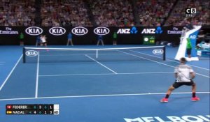 Balle de 4-1 pour Nadal ! Le plus beau point de cette finale ? Finale de l'Open d'Australie