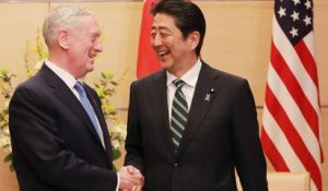 James Mattis rencontre Shinzo Abe à J-7 de sa venue à Washington