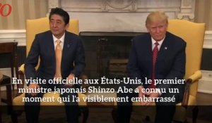 Quand Donald Trump écrase la main de Shinzo Abe
