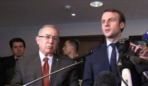 Emmanuel Macron entame une visite de deux jours à Alger