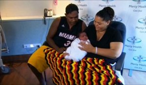 Record Le Plus Gros Bebe Du Monde Fait Kilos Sur Orange Videos