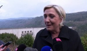 M. Le Pen dément avoir reconnu un emploi fictif à Bruxelles