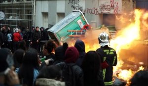 Affaire Théo: des feux de poubelles devant des lycées à Paris