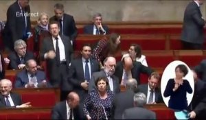 Des députés de droite quittent l'Assemblée en réponse à Najat Vallaud Belkacem