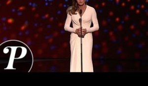 Caitlyn Jenner : Epoustouflante, au bord des larmes, son discours intense aux EPSY