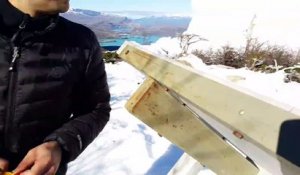 Cette avalanche de neige s'arrête à 3 mètres du gars qui filme