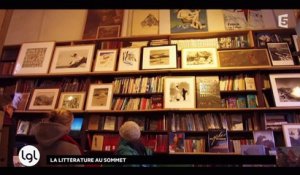 La littérature au sommet dans la Librairie des Alpes à Paris