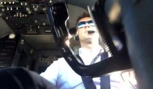 Ce pilote de ligne se filme en plein atterrissage par vent de travers