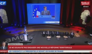 Les candidats à la présidentielle devant les maires de France - Evénement (22/03/2017)