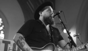 Nathaniel Rateliff & The Night Sweats - Look It Here