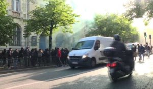"Ni Marine, ni Macron": des lycéens parisiens manifestent