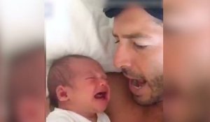 Cet homme a trouvé comment faire arrêter son bébé de pleurer !