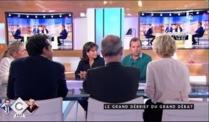 À la réalisation du débat - C à vous - 04/05/2017