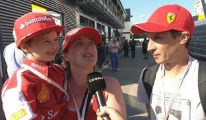 Grand Prix d'Espagne - Interview du petit supporter de Kimi Raikkonen et de sa famille