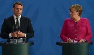 Conférence de presse conjointe d'Emmanuel Macron avec Angela Merkel