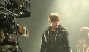 Justin Bieber - Somebody To Love Remix (Behind The Scenes)