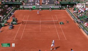 Roland-Garros 2017 : Ca commence fort entre Pouille et Benneteau (1-0)