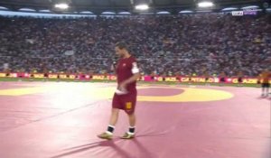 Les larmes de Totti pour ses adieux à la Roma