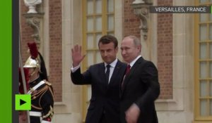 Les arrivées des présidents russe et français au château de Versailles
