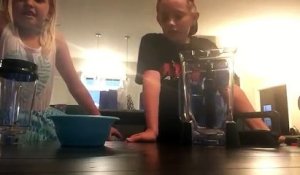 Deux enfants font leur première vidéo YouTube quand une tornade frappe leur maison