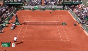 Roland-Garros 2017 : Nishikori s'offre le premier set d’un splendide amorti (2-6)