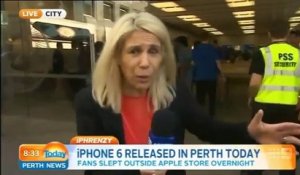 Il fait tomber son iPhone 6 devant la journaliste