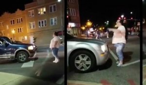 Une manifestante bloque une voiture et se fait renverser (Saint-Louis)