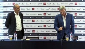 Rugby - Hans-Peter Wild : "Je veux faire grandir le Stade Français"