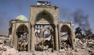 Irak: la mosquée de Mossoul reprise, la ville bientôt libérée