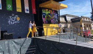 Animations place de la Marne à Vittel au matin de la 5e étape du Tour de France 2017