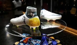 Des chaussures en cristaux pour Cristiano Ronaldo