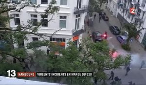 Hambourg : Des dizaines de voitures en feu, la ville est en état de siège durant le G20 - Regardez