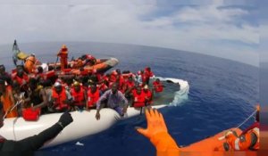 Migrants : le ''code de conduite" divise les ONG