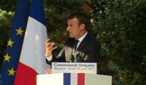 "La France n'est pas un pays réformable", assure Macron en Roumanie car "les Français détestent les réformes"