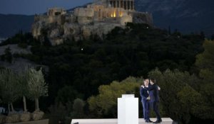 Macron à Athènes pour lancer la refondation de l'Europe
