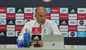 Transferts - Zidane : ''Le mercato doit s'arrêter quand le championnat reprend"