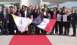 JO - Paris 2024 : La délégation accueillie par un tapis rouge