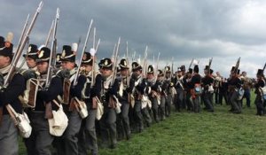 Après les hommes de Wellington, l'infanterie du Prince d'Orange arrive...
