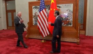 Tillerson à Pekin pour maintenir la pression