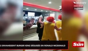Déguisés en Ronald McDonalds, quinze hommes envahissent un Burger King (Vidéo)
