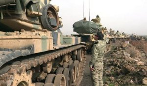 Turquie: des soldats turcs en route vers la frontière syrienne