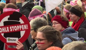 COP23: plusieurs milliers de manifestants à Bonn