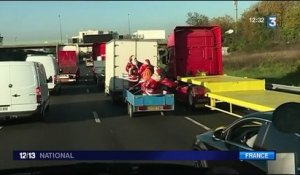 Forains : ils manifestent pour obtenir le marché de Noël sur les Champs-Élysées