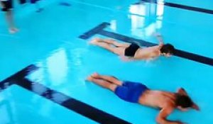 Compétition de natation... Dans une piscine vide!