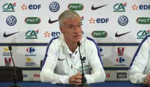 Foot - Bleus : Deschamps «Benzema, ça fait partie du paysage médiatique»