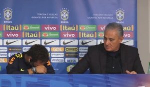 Brésil - Neymar quitte la conférence de presse en larmes