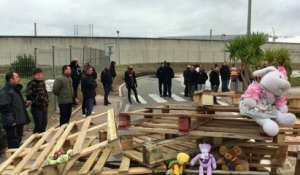 Le personnel pénitenciaire continue de bloquer la prison de La Farlède ce mercredi