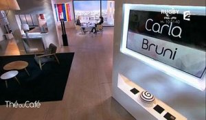 Carla Bruni très émue après un message de Julien Clerc dans "Thé ou café" - Regardez